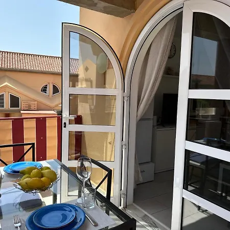 Sunrise Apartment *